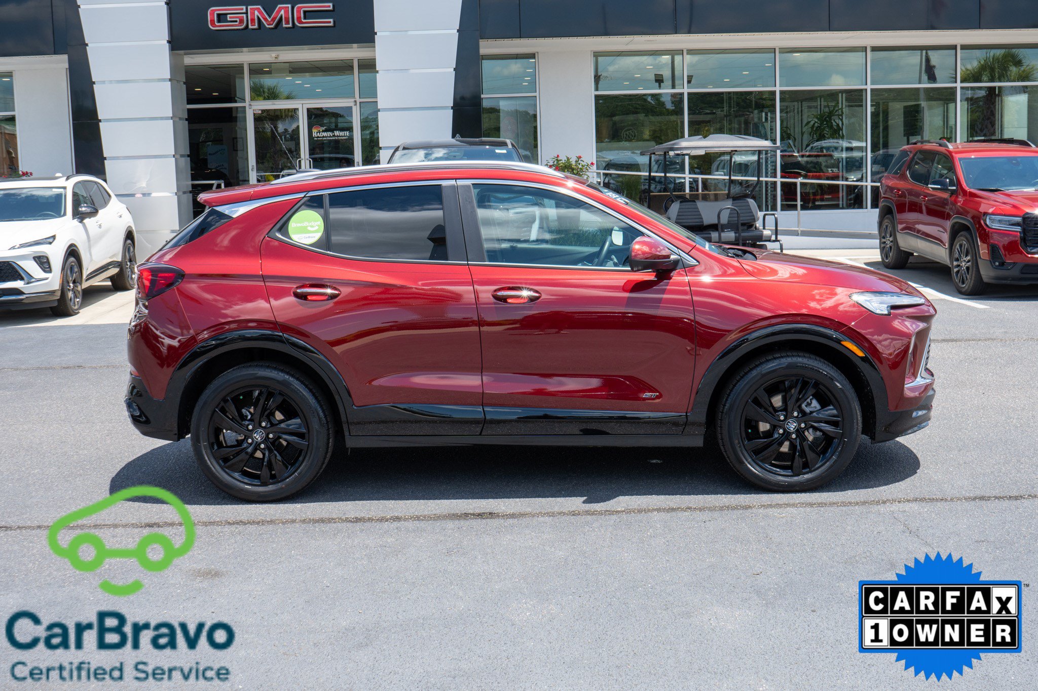 Used 2025 Buick Encore GX Sport Touring w/ Comfort Package FWD image 2