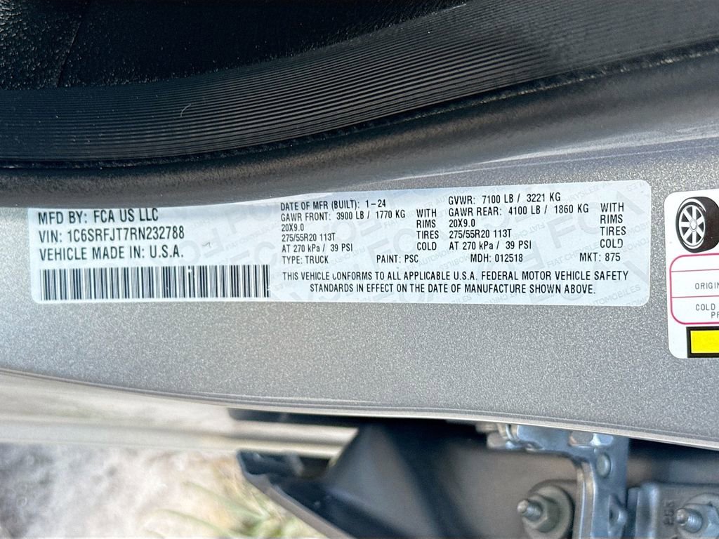 Used 2024 RAM 1500 Laramie AWD/4WD image 35