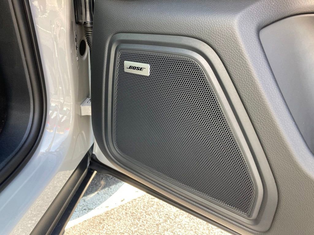 Certified 2025 Porsche Macan image 34