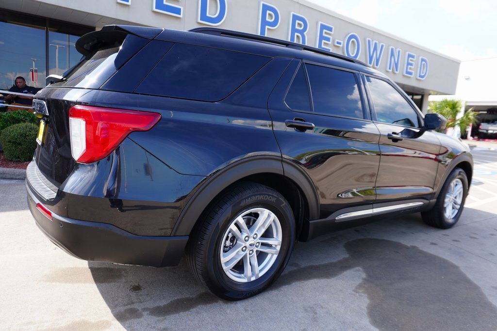 Used 2024 Ford Explorer XLT image 6