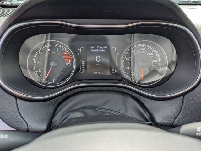 Used 2022 Jeep Cherokee Latitude image 32