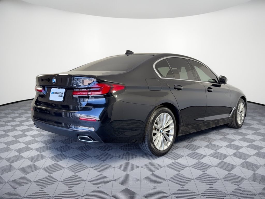 Used 2023 BMW 530i w/ Premium Package RWD image 9