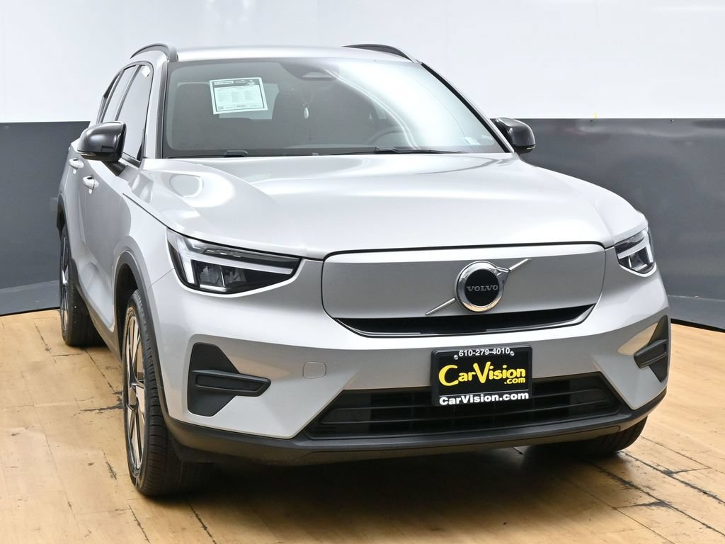Used 2025 Volvo EX40 Core AWD/4WD image 47