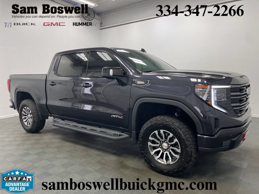Used 2023 GMC Sierra 1500 AT4 w/ AT4 Preferred Package AWD/4WD image 2