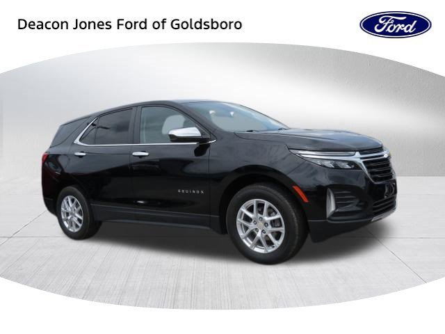 Used 2023 Chevrolet Equinox LT w/ Driver Convenience Package image 1