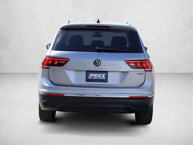 Used 2023 Volkswagen Tiguan SE AWD/4WD image 7