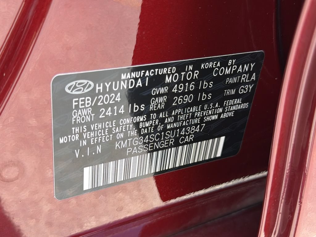 Certified 2025 Genesis G70 2.5T w/ Sport Prestige Package AWD/4WD image 38