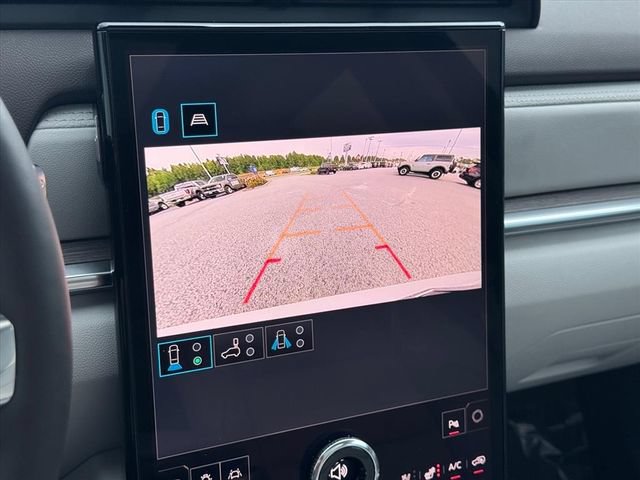 Used 2026 GMC Terrain Denali AWD/4WD image 23