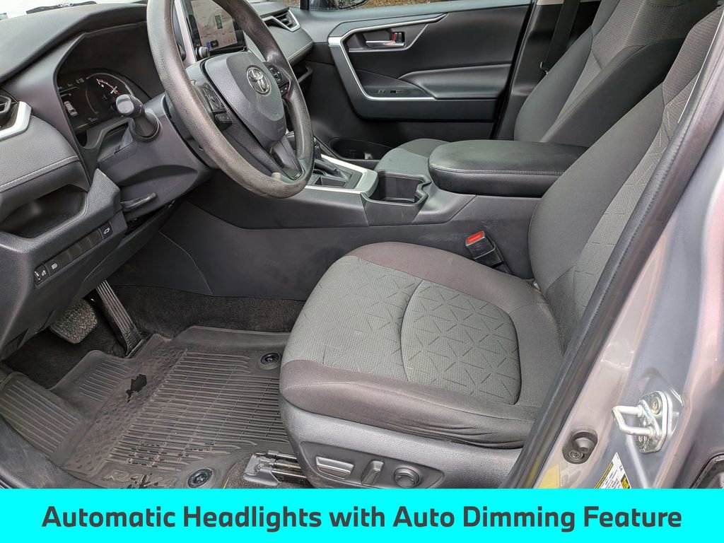 Used 2023 Toyota RAV4 XLE w/ Convenience Package FWD image 13