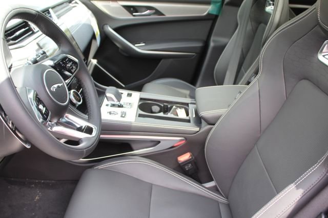 New 2026 Jaguar F-PACE R-Dynamic S image 19