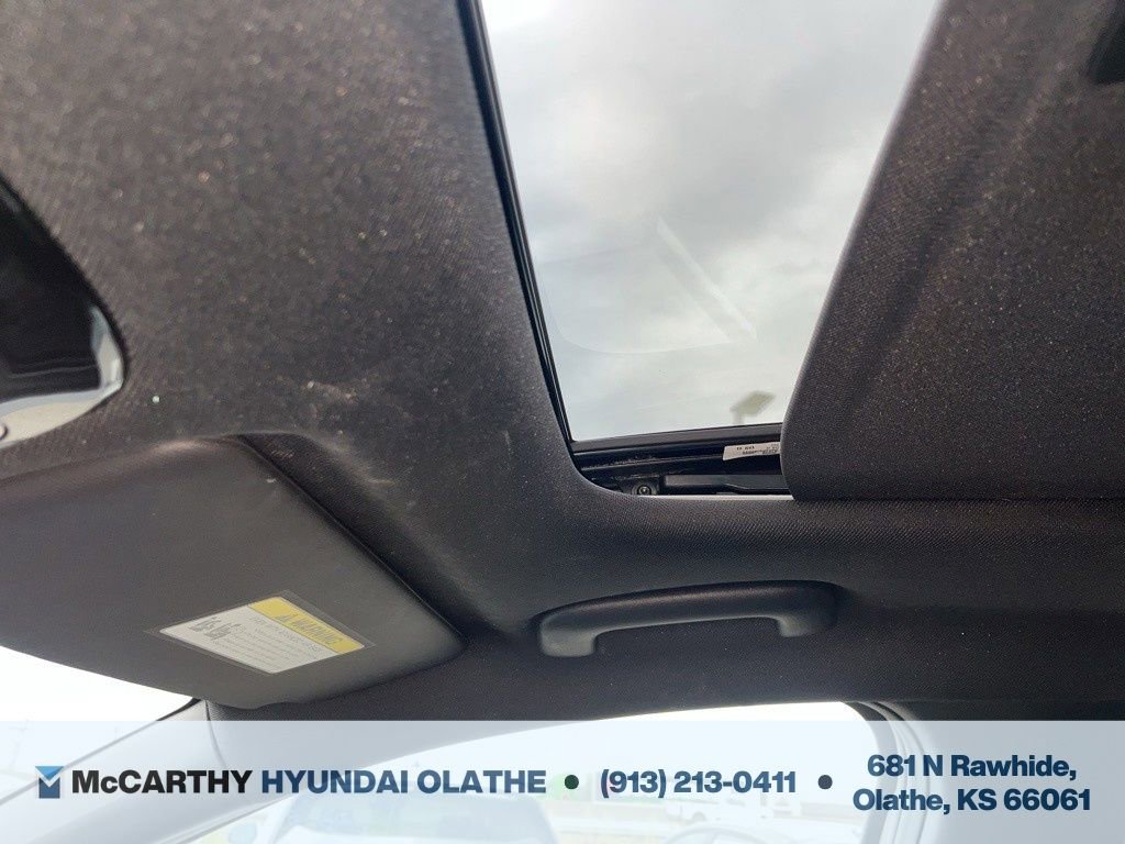 Certified 2024 Hyundai Santa Cruz Limited image 7