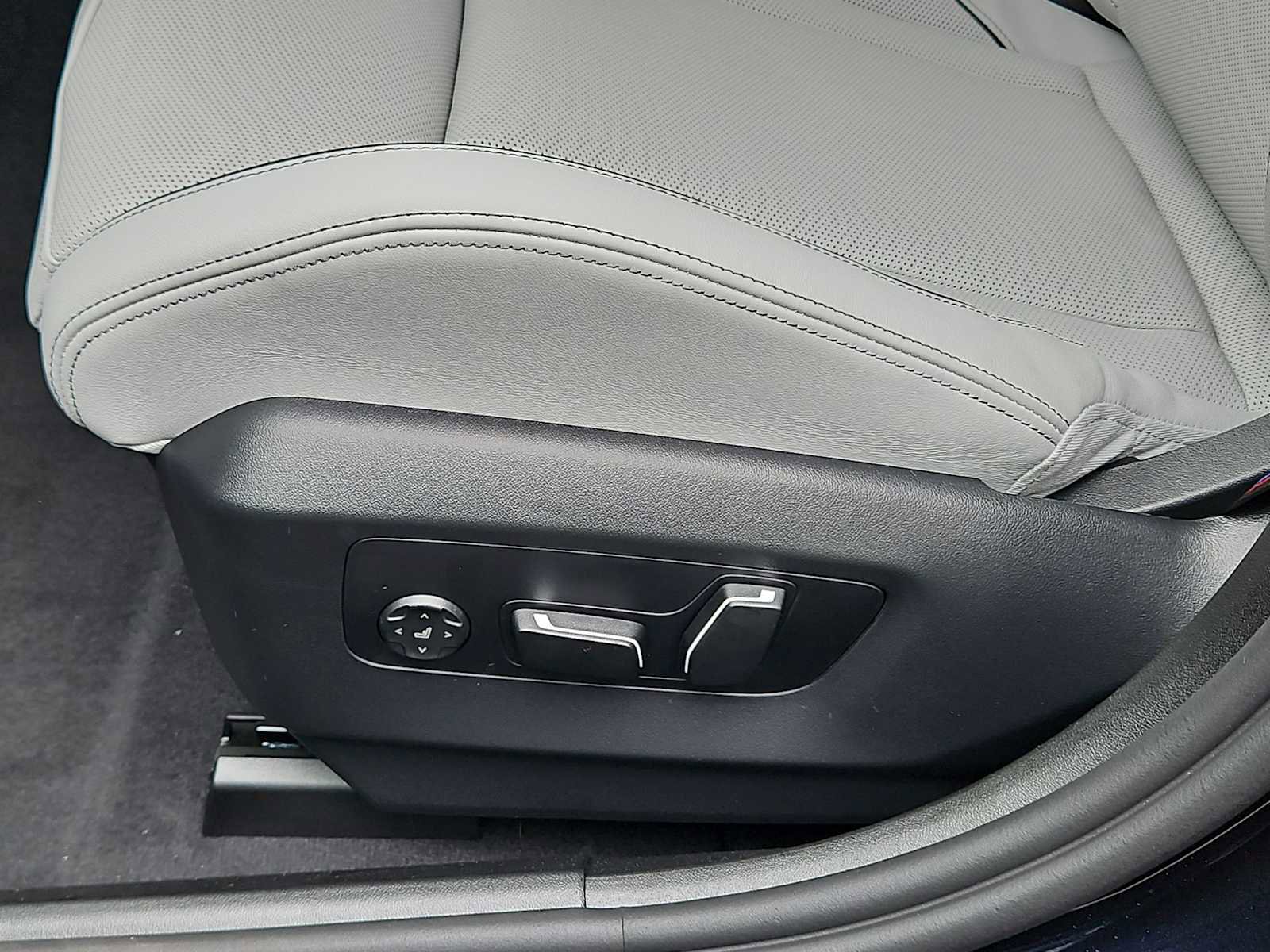 New 2026 BMW M5 w/ M Driver's Package image 18