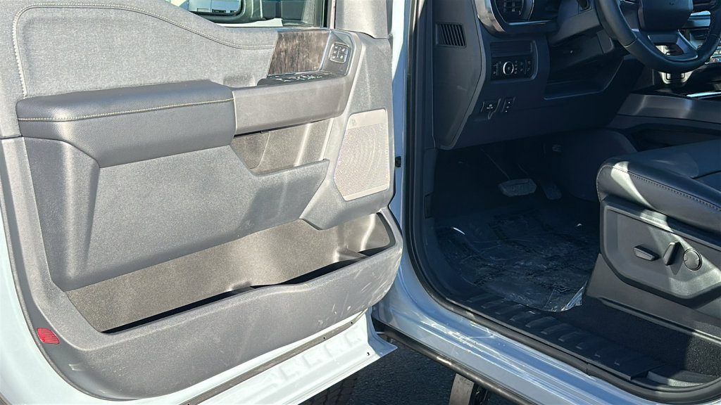 New 2026 Ford F350 Lariat w/ Lariat Ultimate Package image 23