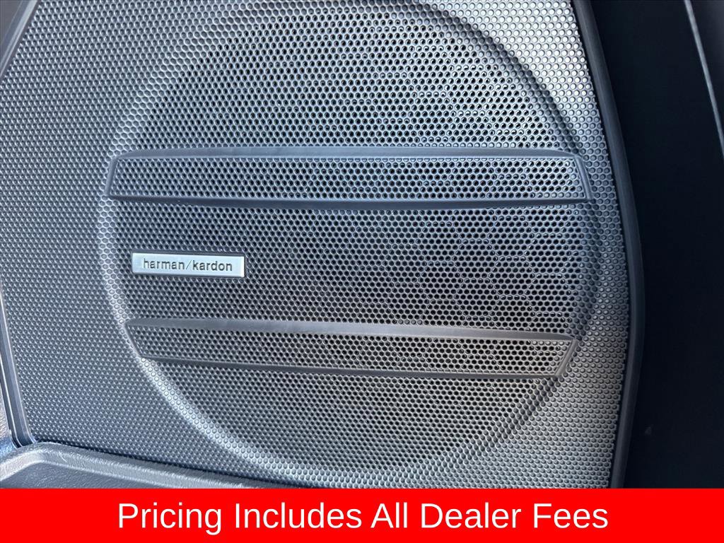 Used 2025 Subaru Ascent Limited w/ Popular Package #1 AWD/4WD image 12