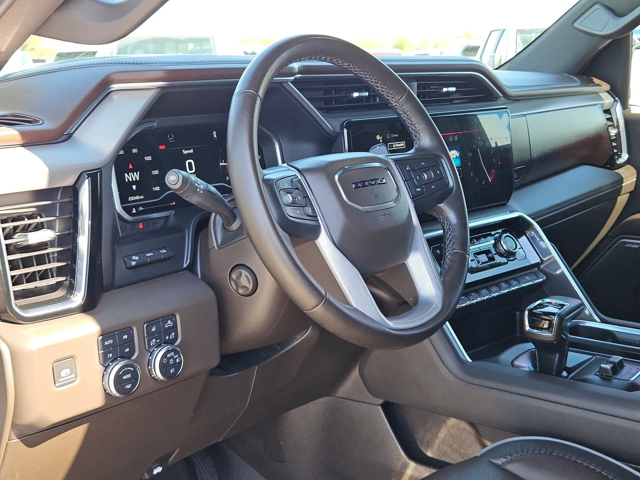 Used 2024 GMC Sierra 1500 Denali w/ Denali Reserve Package image 10