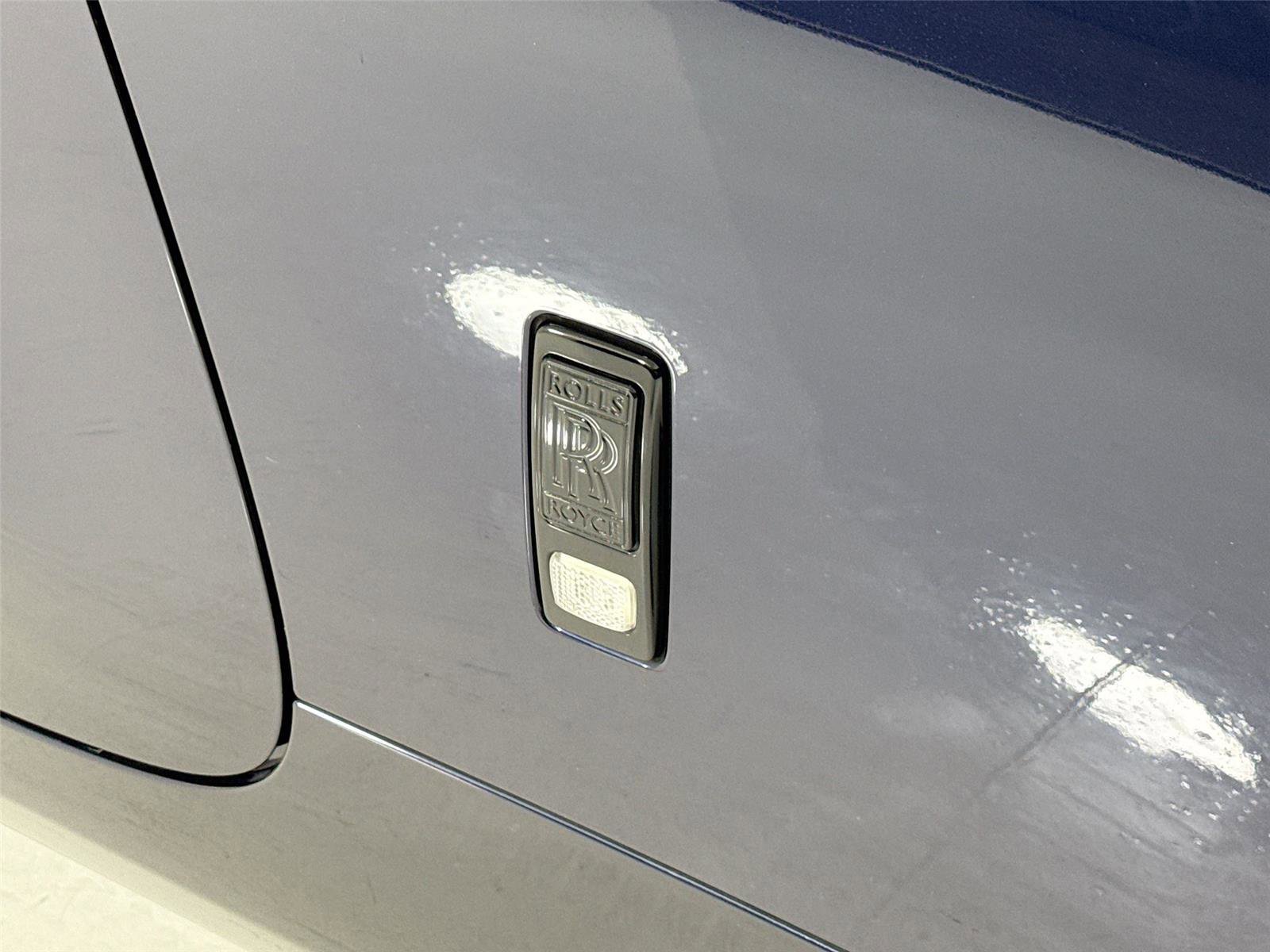 Used 2021 Rolls-Royce Dawn image 36