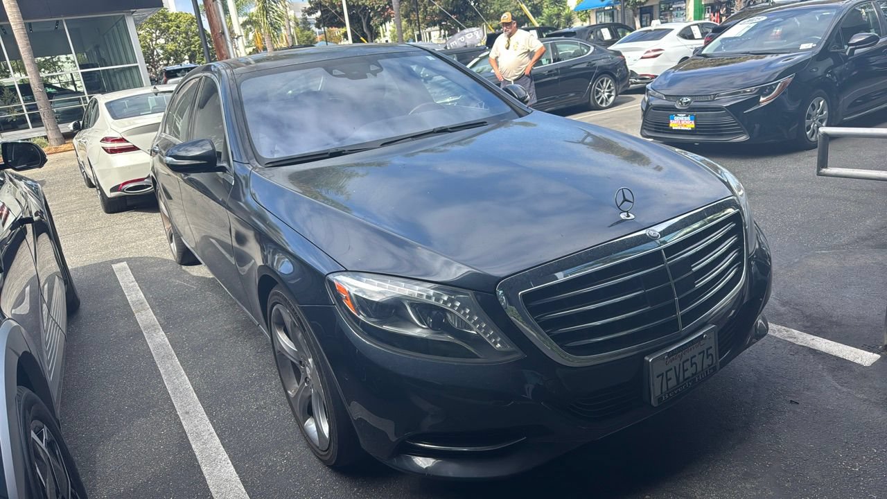 Used 2014 Mercedes-Benz S 550 Sedan image 2