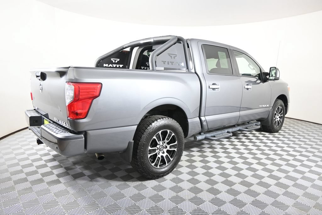 Used 2021 Nissan Titan SV w/ SV Convenience Package AWD/4WD image 7