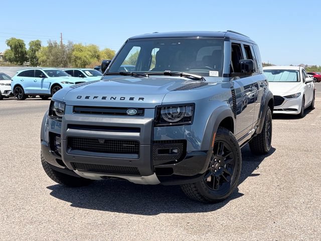 Used 2022 Land Rover Defender 110 X-Dynamic SE AWD/4WD image 3