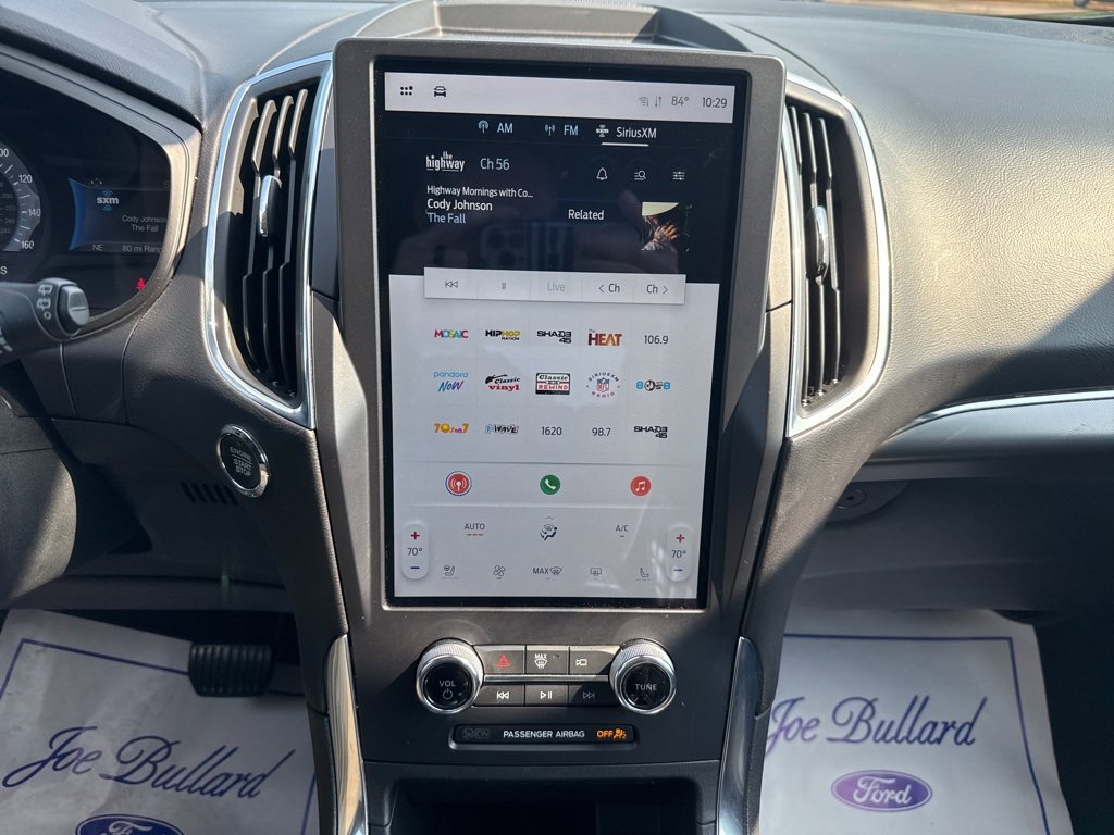 Used 2024 Ford Edge Titanium image 6