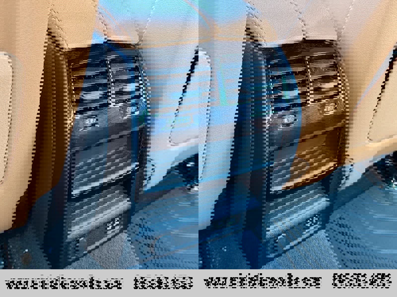 Used 2023 BMW 530e xDrive w/ Premium Package AWD/4WD image 32