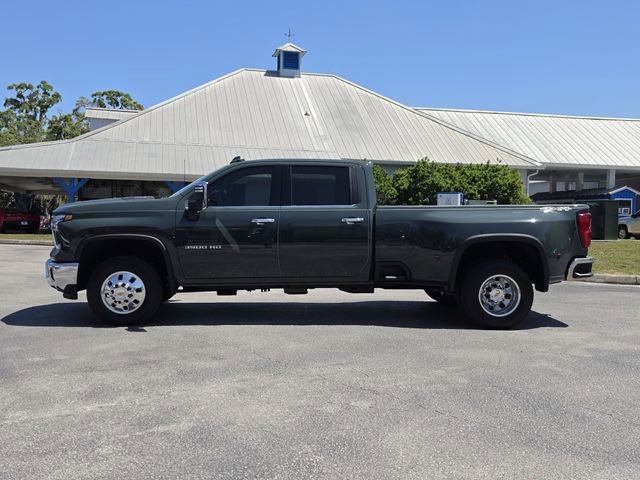 New 2026 Chevrolet Silverado 3500 LTZ w/ LTZ Plus Package AWD/4WD image 2