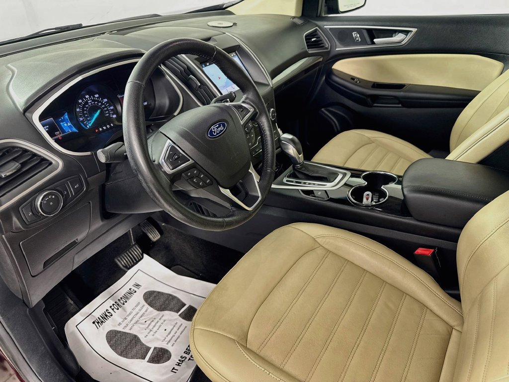 Used 2018 Ford Edge SEL w/ Equipment Group 201A FWD image 9