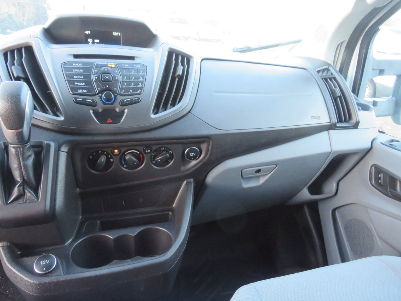 Used 2018 Ford Transit 250 148 High Roof image 40