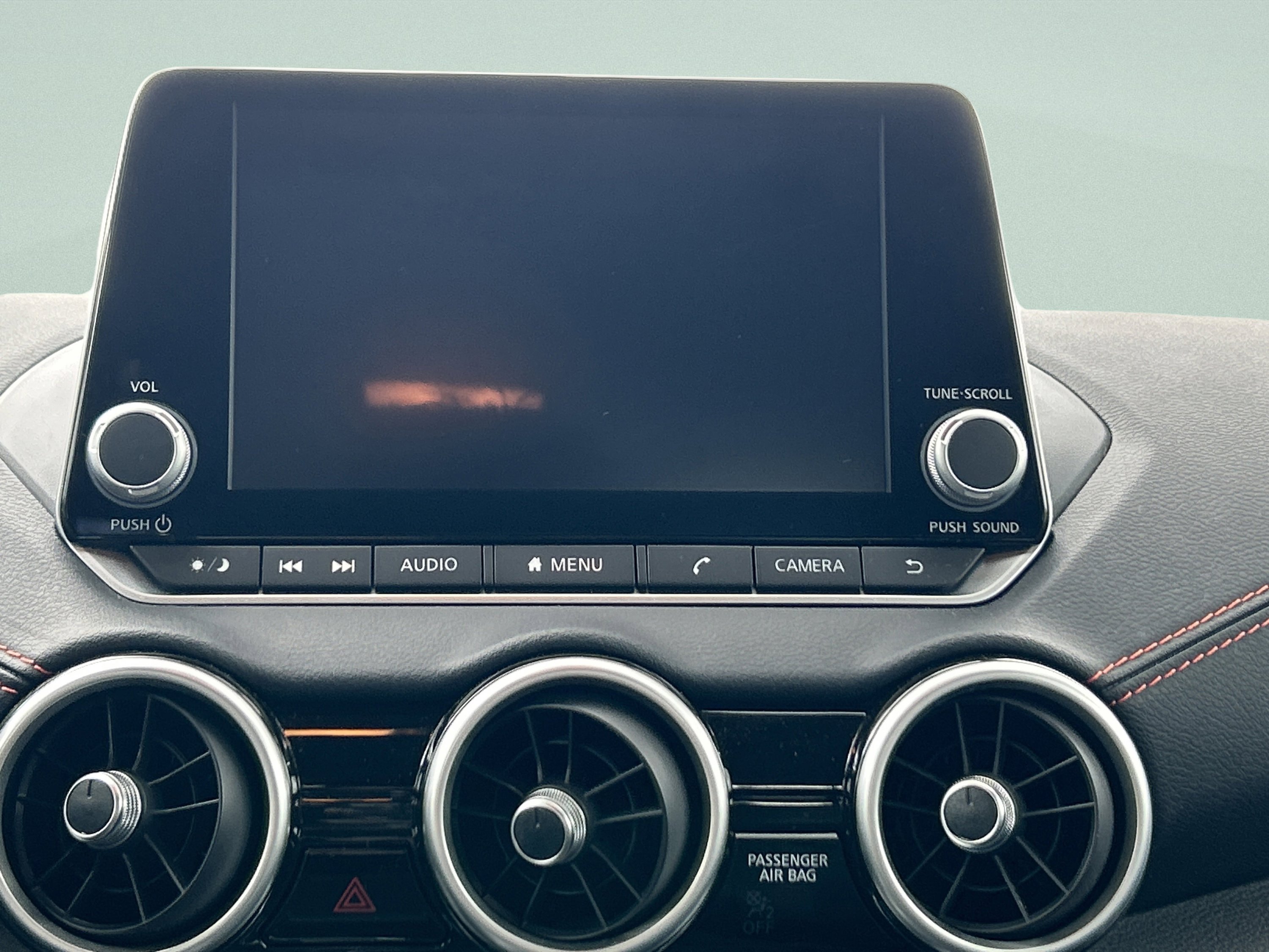 Used 2025 Nissan Sentra SR w/ SR Premium Package image 28