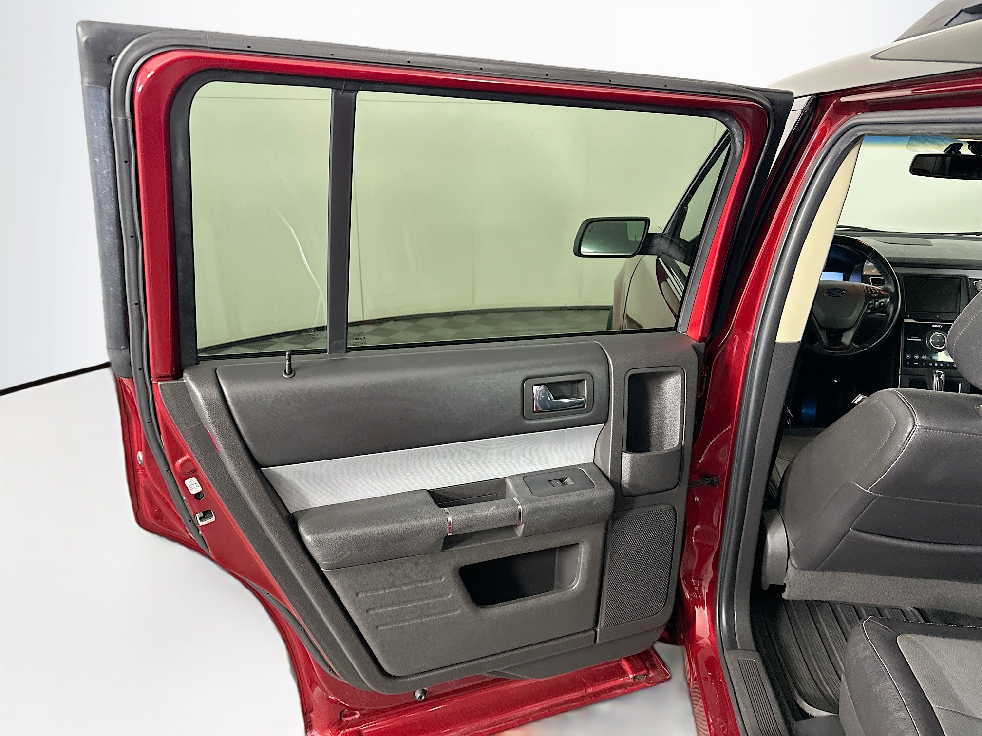 Used 2014 Ford Flex Limited w/ Equipment Group 303A image 25