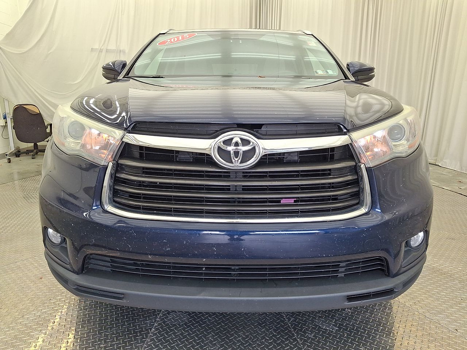 Used 2015 Toyota Highlander XLE AWD/4WD image 32