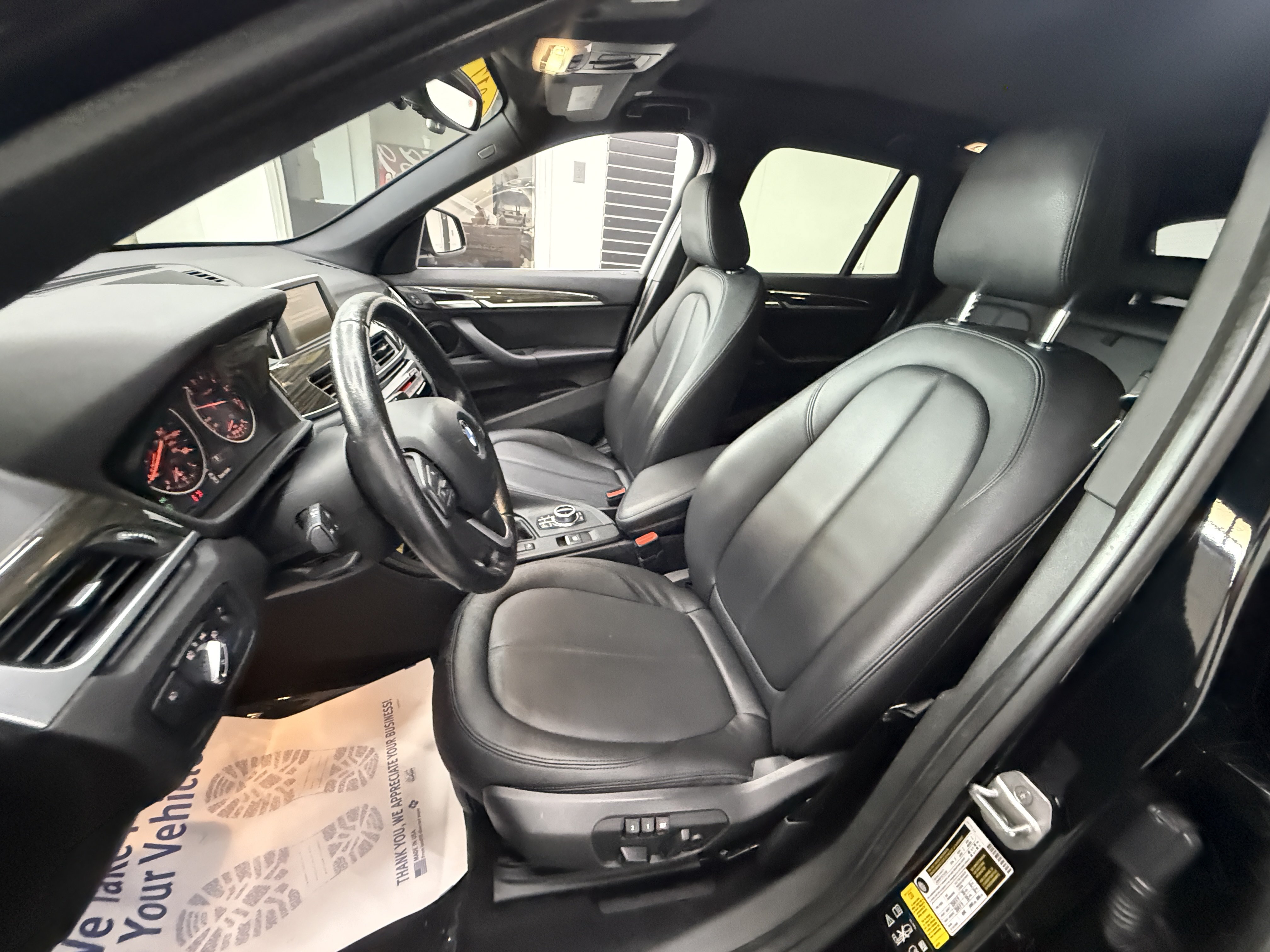 Used 2017 BMW X1 xDrive28i AWD/4WD image 10