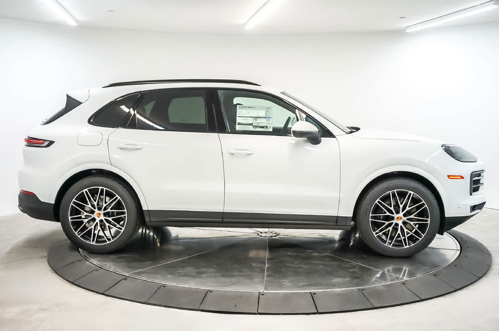 New 2026 Porsche Cayenne AWD/4WD image 8
