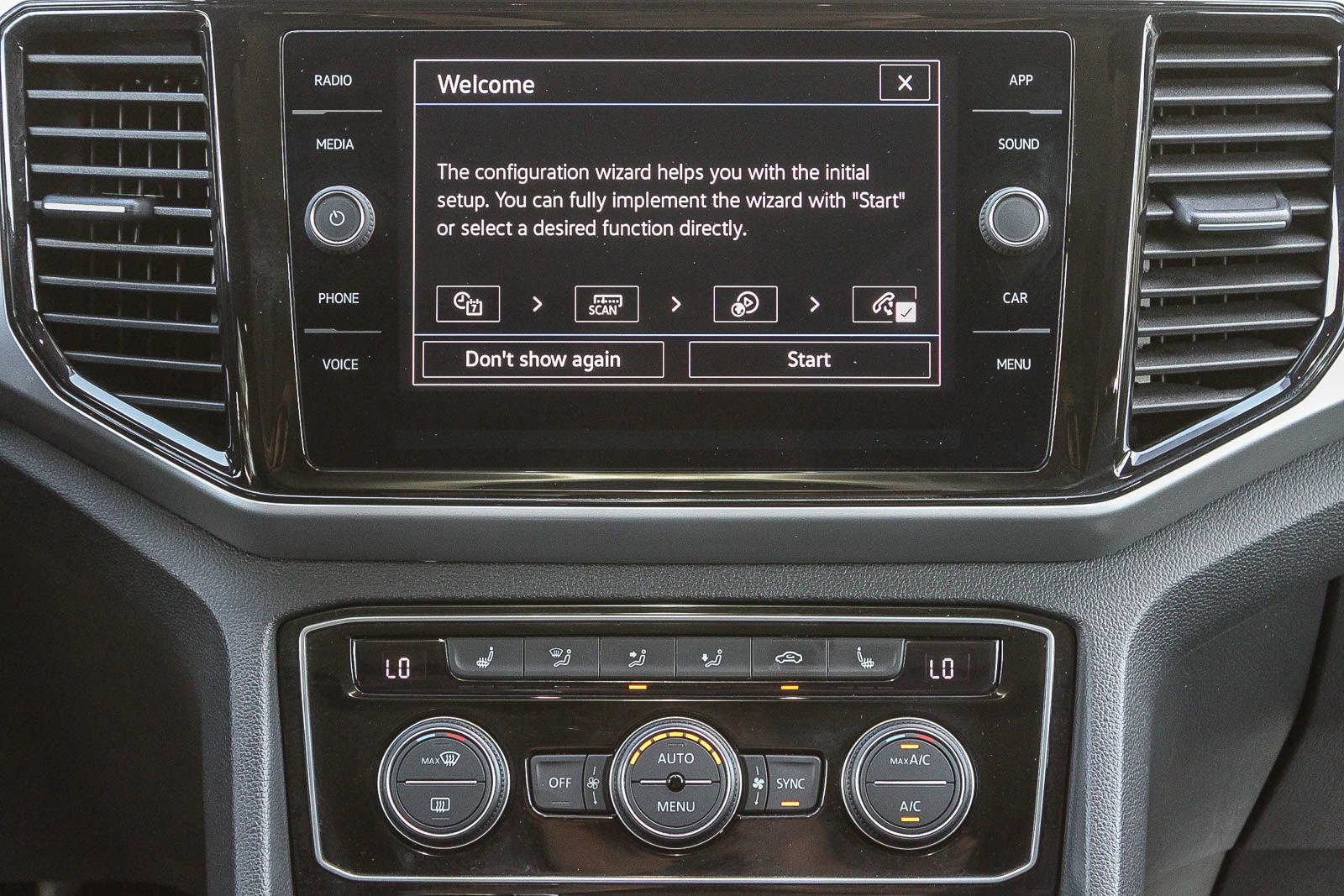 Certified 2022 Volkswagen Atlas Cross Sport SE image 13