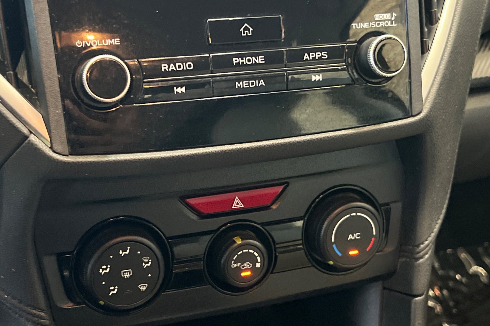 Used 2019 Subaru Impreza 2.0i w/ Eyesight AWD/4WD image 19