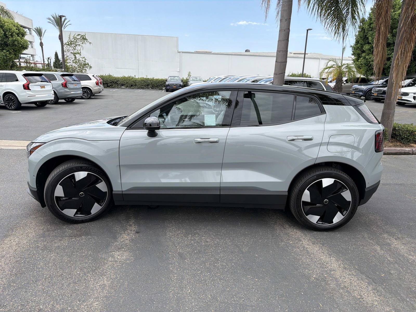 Used 2026 Volvo EX30 Ultra w/ Climate Package AWD/4WD image 8