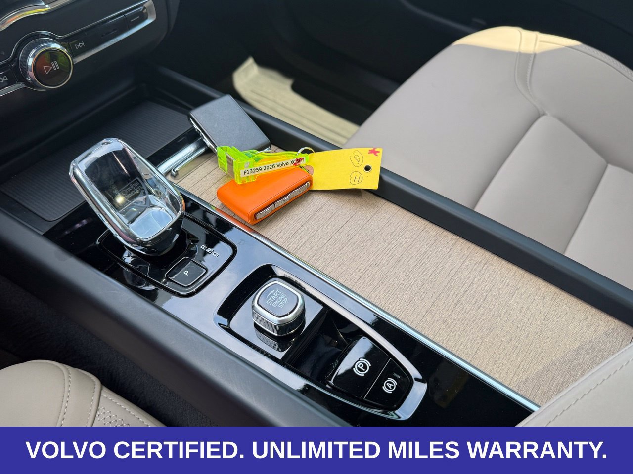 Certified 2026 Volvo XC60 B5 Plus AWD/4WD image 21