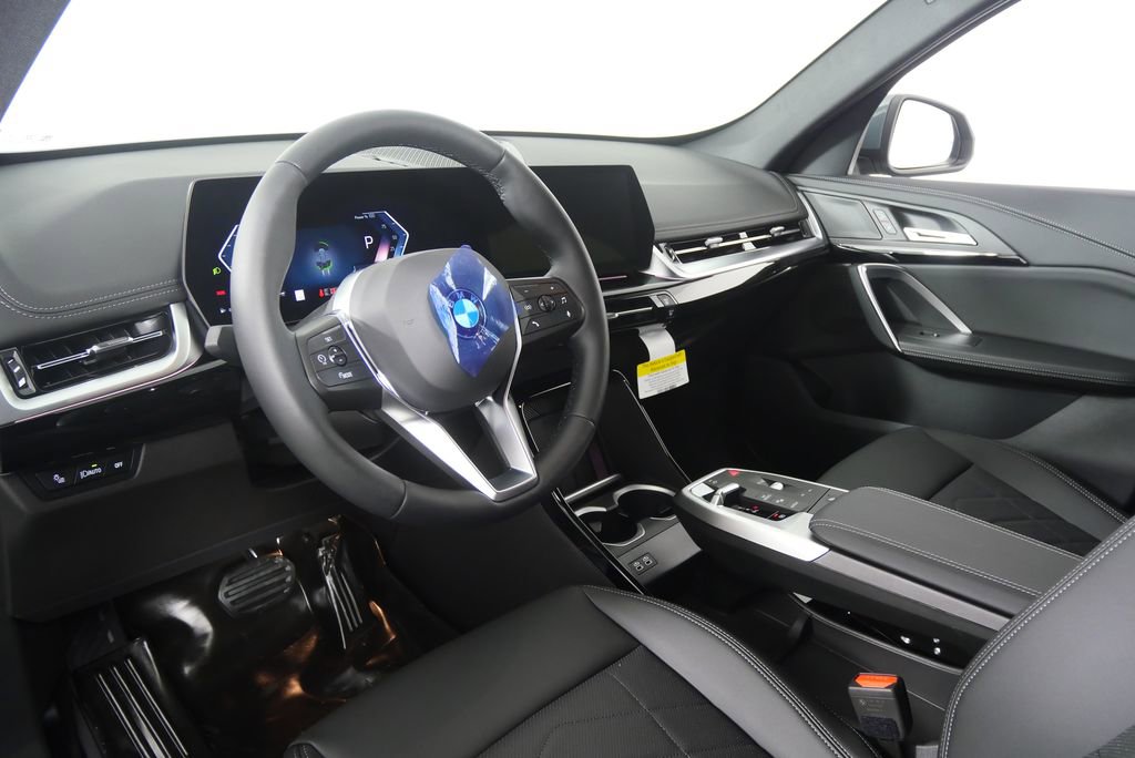 Used 2025 BMW X1 xDrive28i w/ Convenience Package AWD/4WD image 12