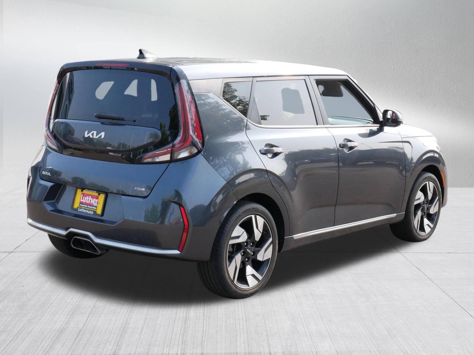 Used 2023 Kia Soul GT-Line FWD image 7