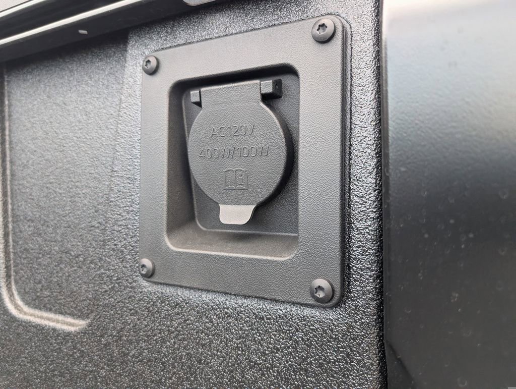 New 2026 Toyota Tundra Platinum AWD/4WD image 33