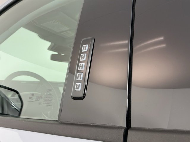 New 2026 Ford F350 Lariat image 14
