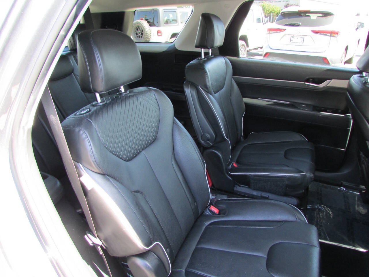 Used 2024 Hyundai Palisade SEL FWD image 35