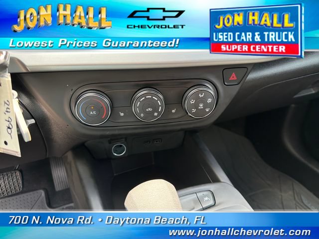 Used 2026 Chevrolet Trax RS FWD image 27