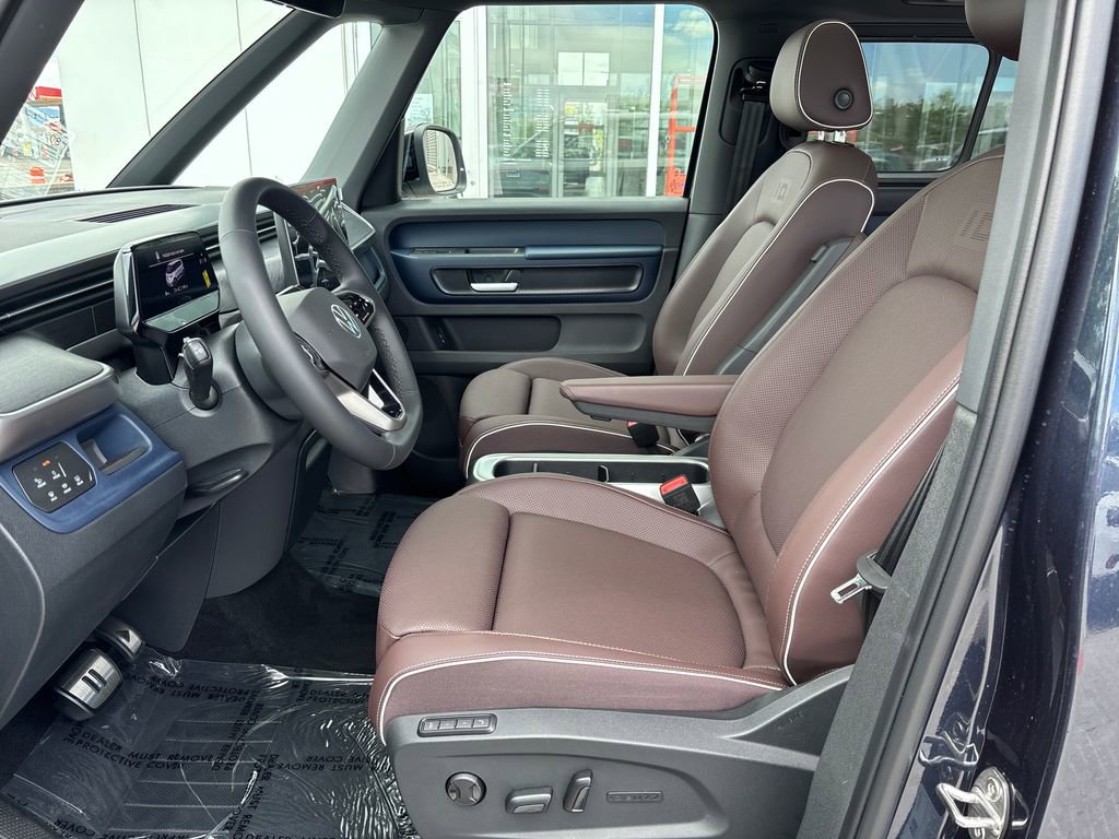 New 2025 Volkswagen ID. Buzz Pro S Plus AWD/4WD image 17