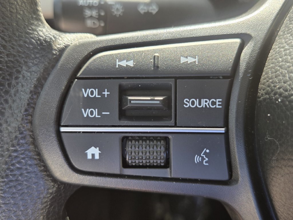 Certified 2025 Honda HR-V LX image 24