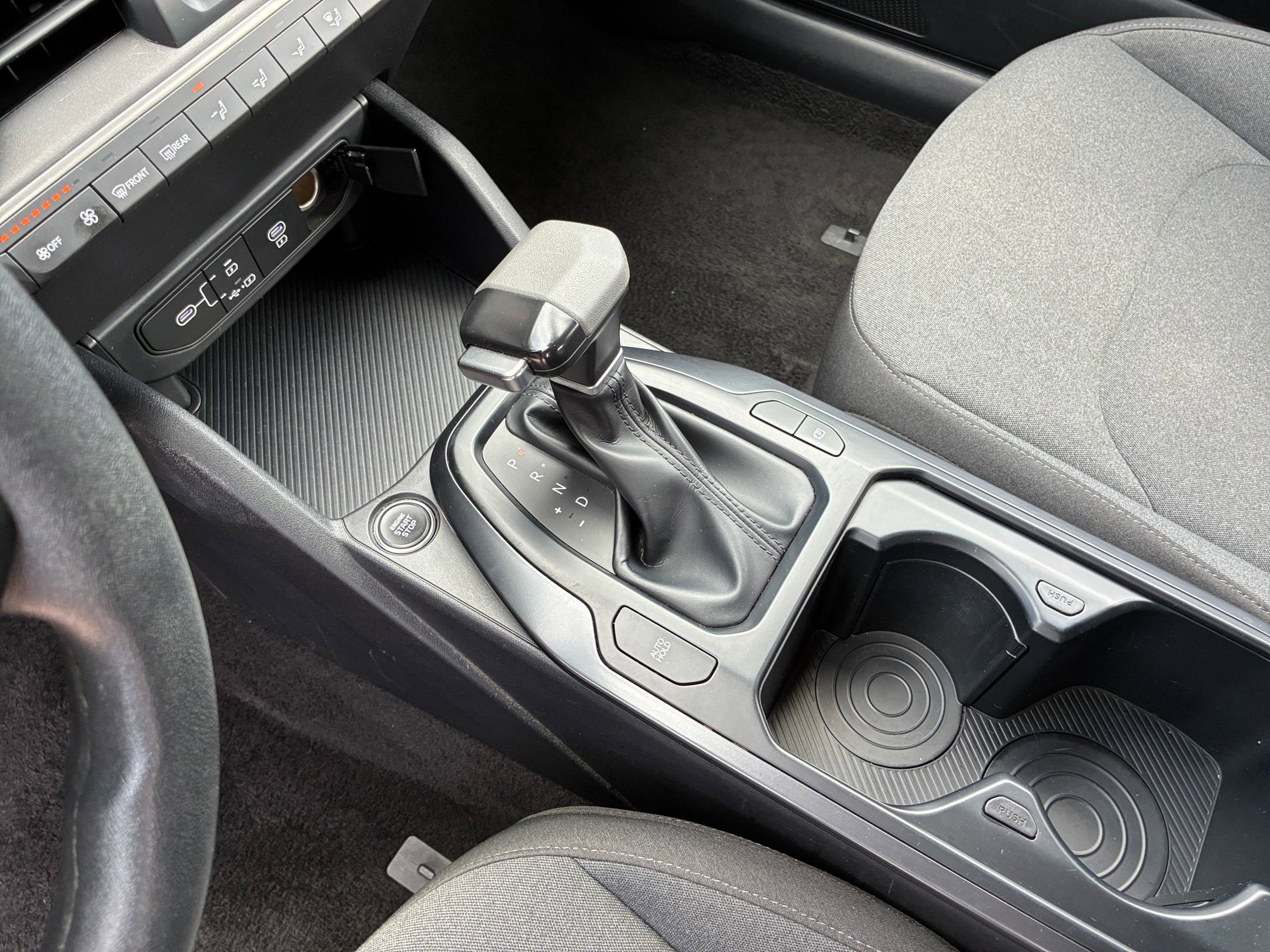 Used 2025 Kia K4 LXS image 34