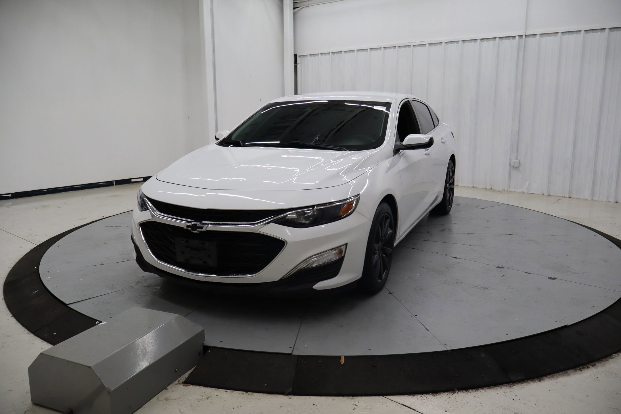 Used 2023 Chevrolet Malibu RS image 10
