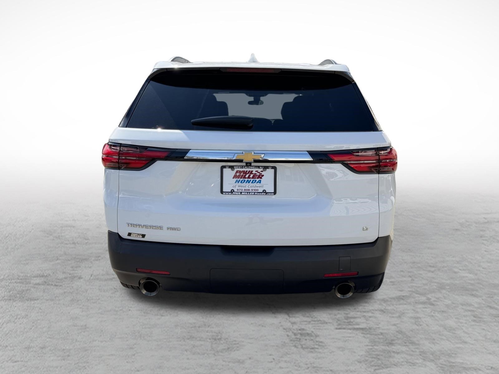 Used 2023 Chevrolet Traverse LT w/ LPO, Floor Liner Package AWD/4WD image 6