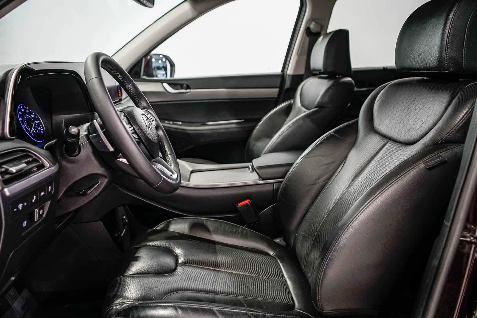 Used 2022 Hyundai Palisade SEL w/ 8P Bench Seat Package FWD image 17