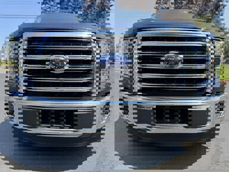 Used 2017 Ford F150 XLT image 5